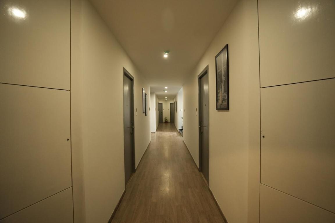 Grand Ganpat Hotel Велор Екстериор снимка